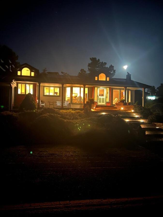 Hilton House Villa Гуалала Екстериор снимка